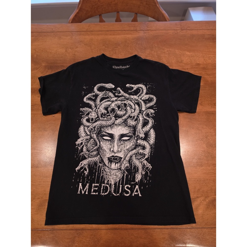 Vampire Freaks Black Medusa Graphic Print Shirt Size M Goth Gothic Emo Punk Used